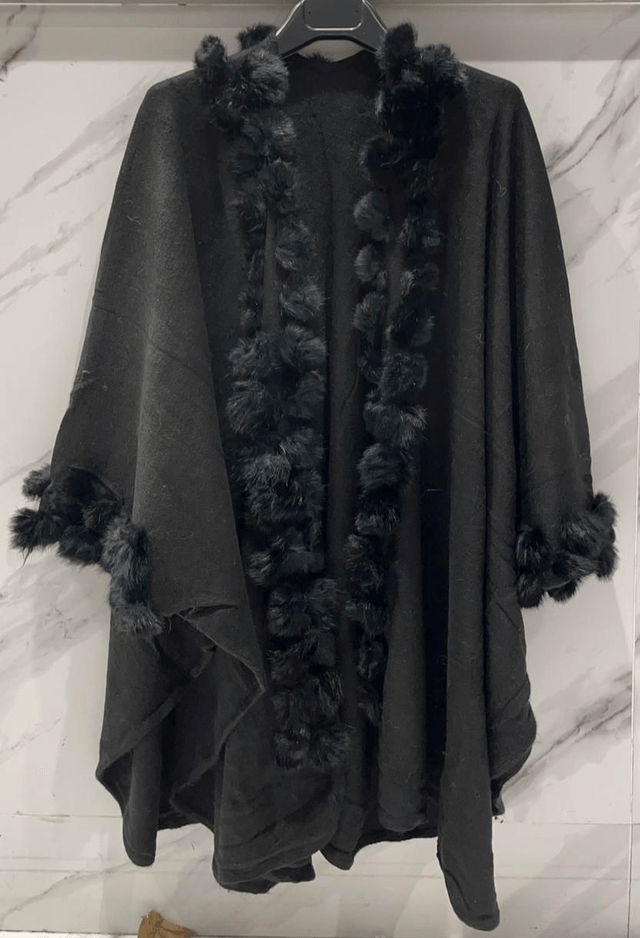 Poncho noir