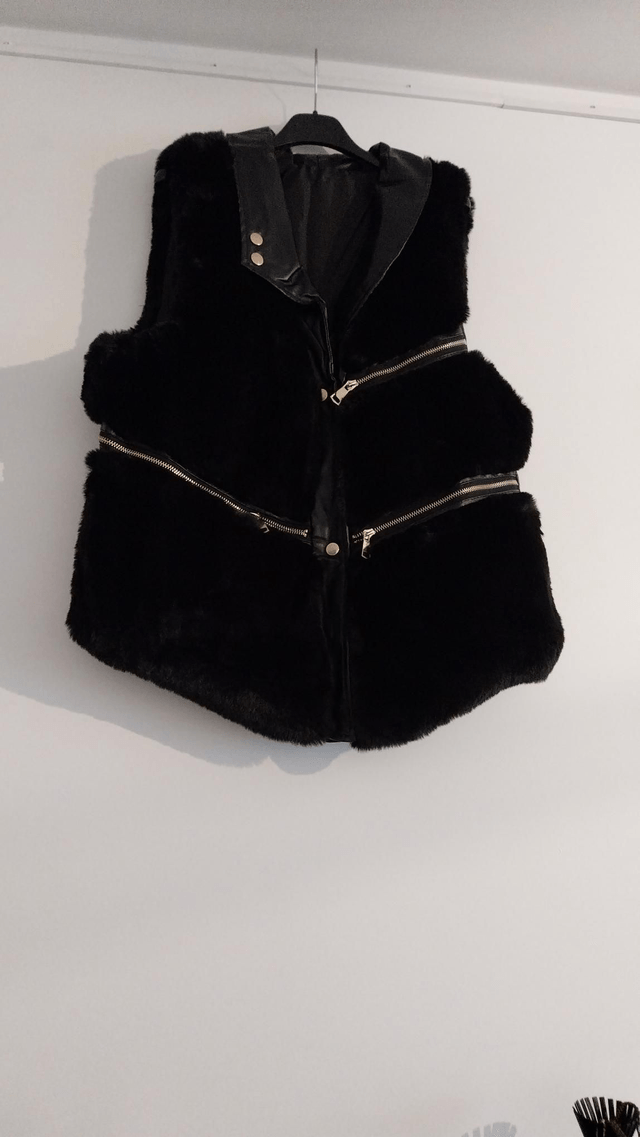 Gilet sans manches synthétique 